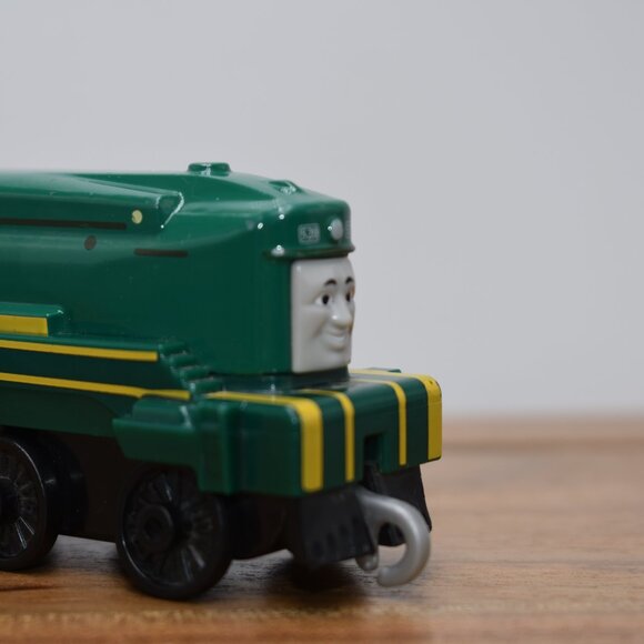 Shane 520 and Tender Diecast Train Push Along Engine Trackmaster Mattel 2018 - Picture 7 of 11